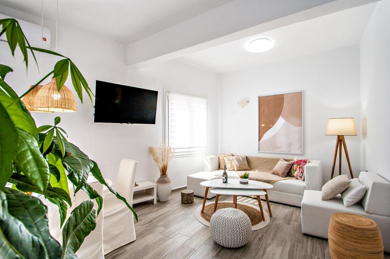 Capolavoro, Boutique Apartment With Unique Rooftop Skiathos Town Luaran gambar